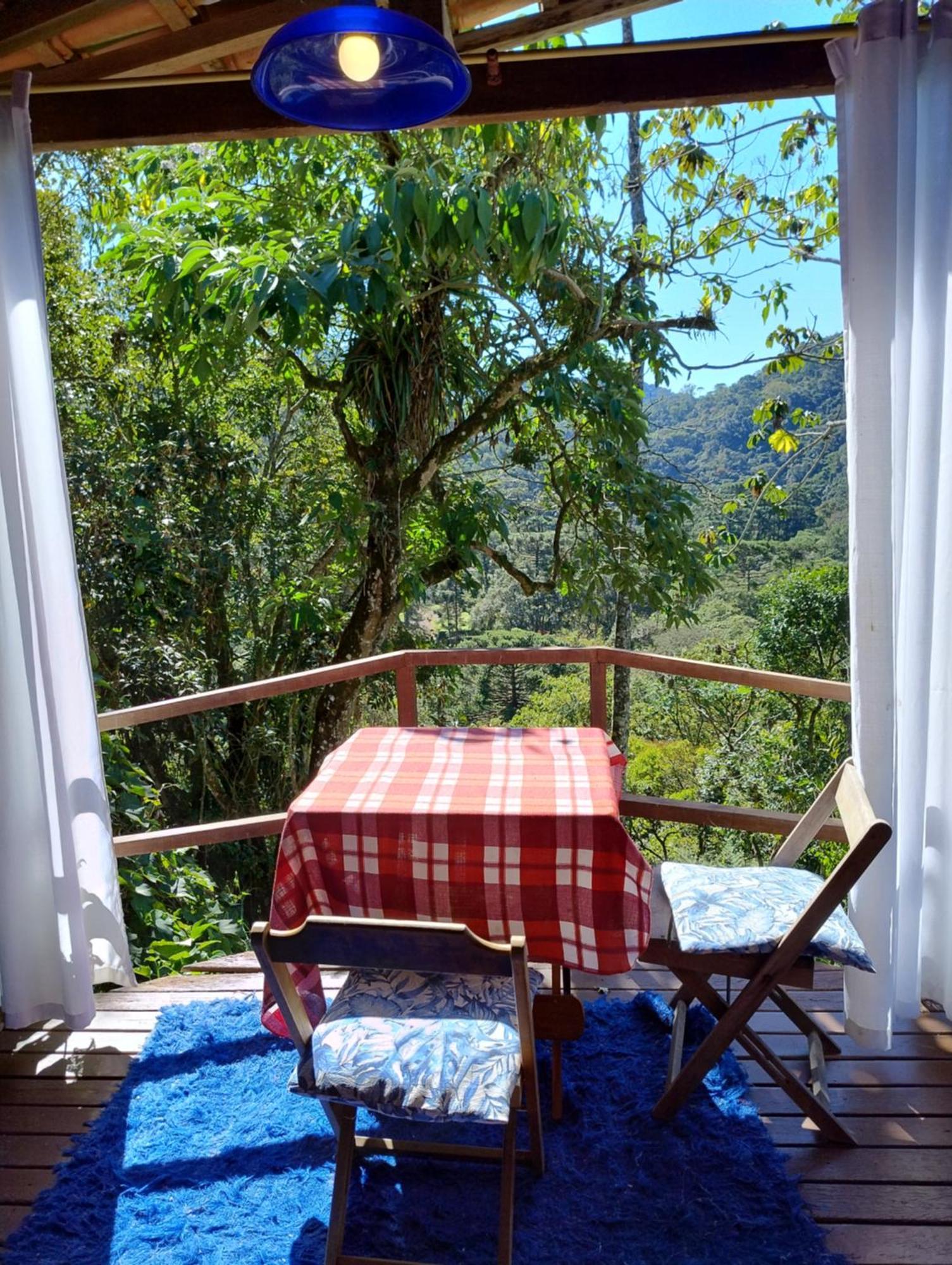 Bella Vista Inn *